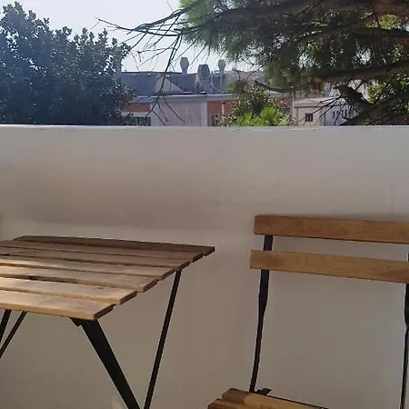 Charming In 47 Sqm With Balcony Parking *