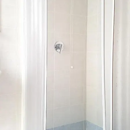 公寓 Charming In 47 Sqm With Balcony Parking 代森扎诺-德尔加达