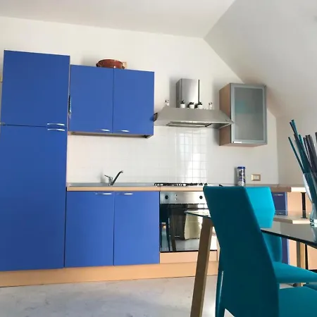 Comfortable In 47 M² With Private Balcony